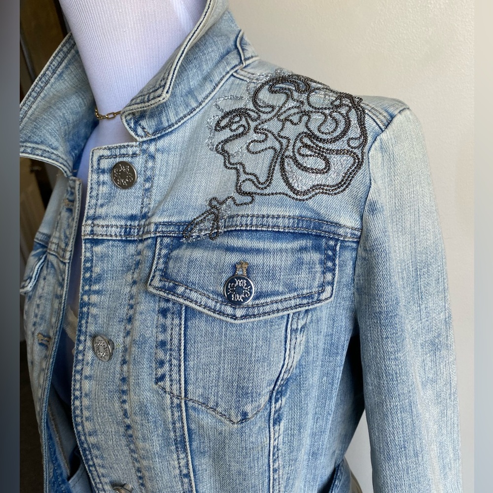 WHBM Denim Trucker Jacket: Embroidered ~ Belted ~ Like New! Sleek!